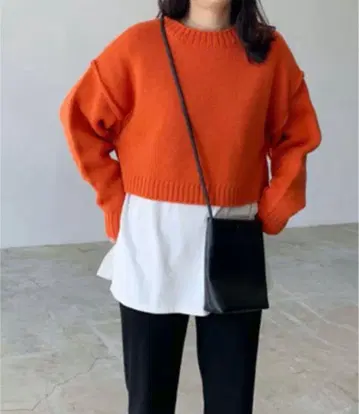 Lian 숏 기장 오렌지 니트
