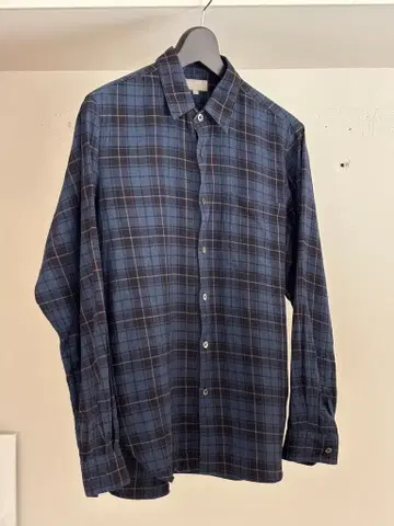 고품질 ] 마가렛호웰 쉘 버튼 코튼 캐시미어 트윌 셔츠