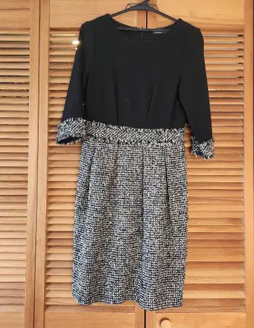 STRWABERRY FIELD 네이비 트위드 원피스