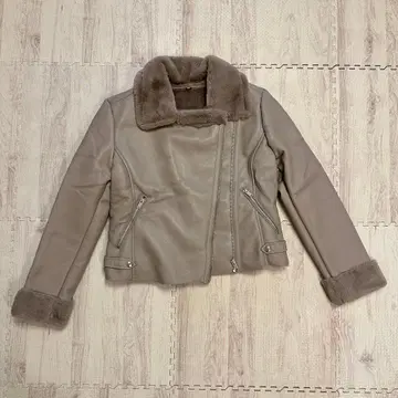 베이지 퍼 라이더 자켓