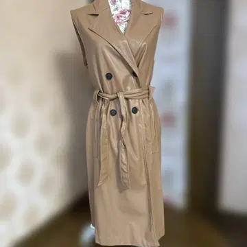 ZARA 베이지 더블 브레스트 베스트 S