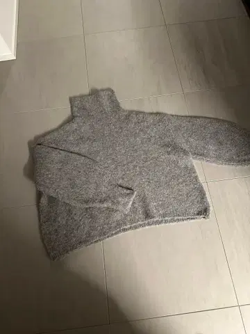 르쉘 블루 울 알파카 니트