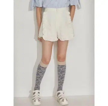 merry jenny 프릴 숏팬츠