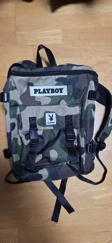 PLAYBOY 카모 패턴 숄더백