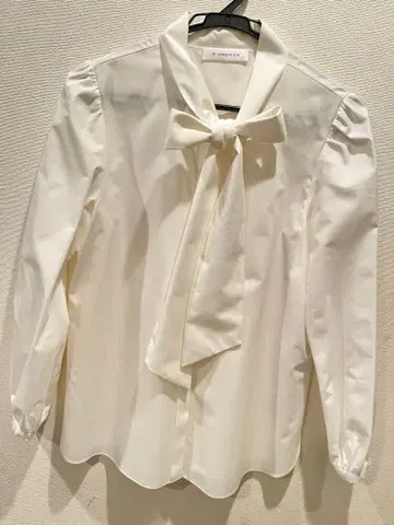 엠프리미어 스테디셀러 셔츠 리본 타이