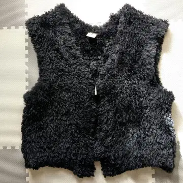 [ niko and - ] 토글 퍼 니트 베스트