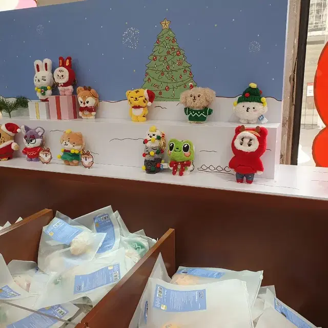 세븐틴 팝업 인형