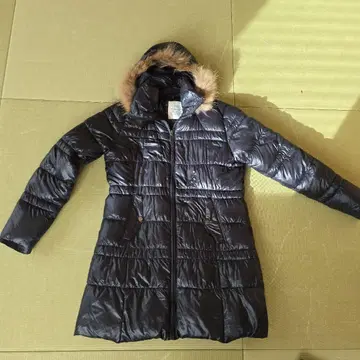 네이비 내추럴 후드 부착 롱 다운 자켓