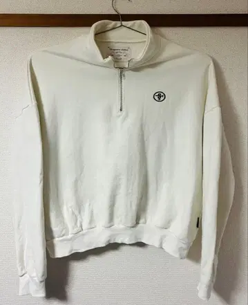 행오버 하프 지퍼 트레이닝복