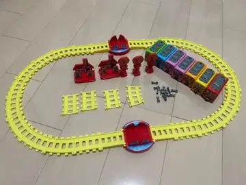 호빵맨 캐릭터 레일 기차 가챠가챠 건널목