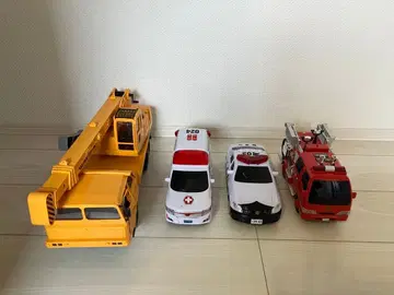 커다란 작업 자동차 세트! 크레인 자동차, 구급차, 경찰차, 소방차