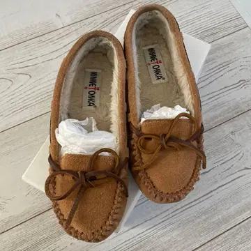 MINNETONKA CALLY CINNAMON 6