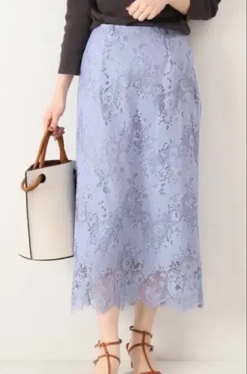 스픽 앤 스팬 레이스 스커트 색스