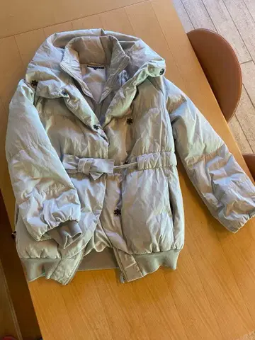 theory 라이트 그레이 다운 자켓 사이즈 2 컨디션 최상 타임세일