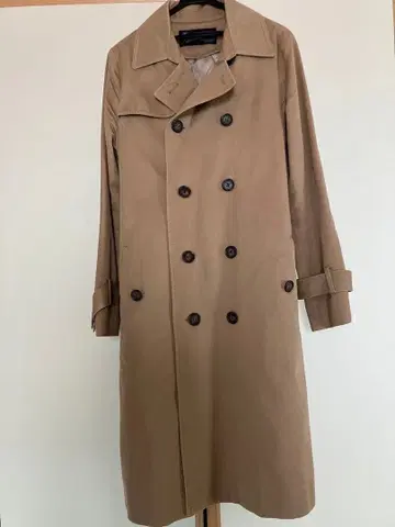 어반 리서치 트렌치코트