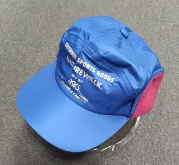 아식스 웜 캡 데드스탁