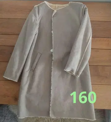 오션앤그라운드 무스탕 코트 160 사이즈