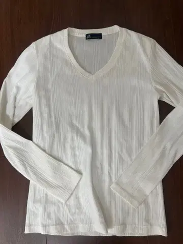 TORNADO MART 화이트 V넥 긴팔 티셔츠