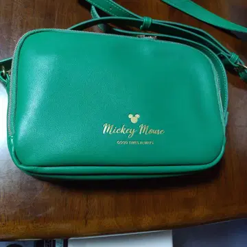 새상품급 미키마우스 숄더백 (사선 가방)