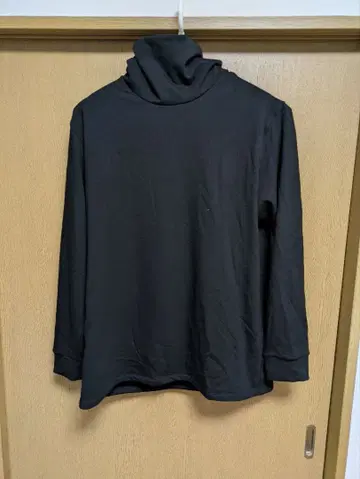 울트라 웜 히트텍 터틀넥 T 화이트 블랙 세트 XXL