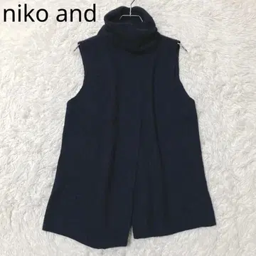 니코앤드 니트 베스트 슬리브리스 터틀넥 비대칭 네이비