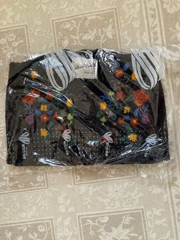 여성용 꽃무늬 베스트