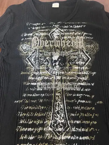 Overkill 블랙 V넥 티셔츠