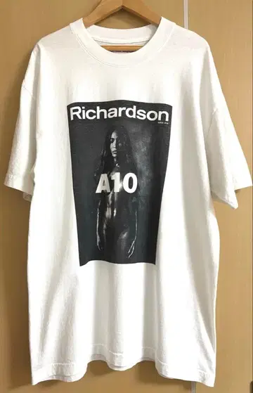 Richardson 티셔츠
