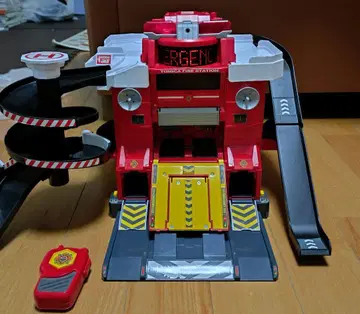 토미카 변형 파이어 스테이션 리모컨 포함