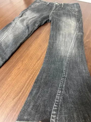 헤이세이 블랙 부츠컷 플레어 데님