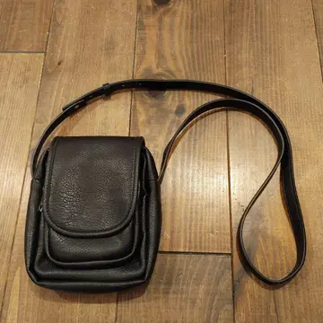 [ 새상품급 ] sinss 미니 숄더백 블랙 가죽