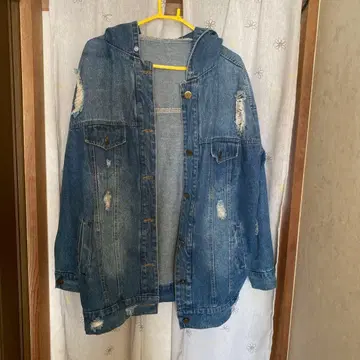 후드 부착 라이트 블루 데미지 가공 데님 자켓