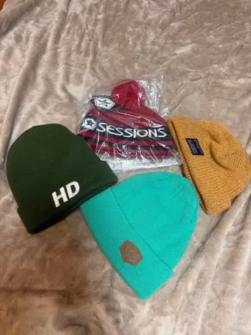 미사용 새상품 포함 스노우보드 브랜드 니트 모자 비니 4세트