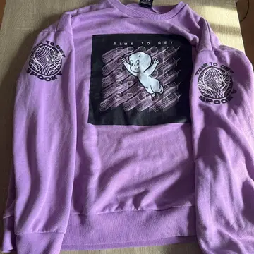 카스퍼 그래픽 맨투맨 라벤더