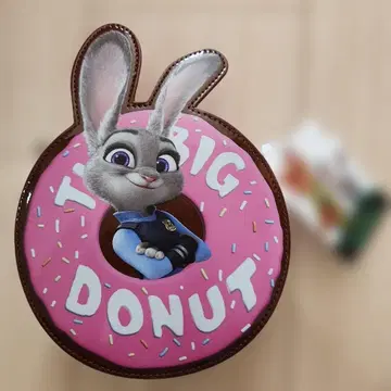 주디 홉스 도넛형 파우치