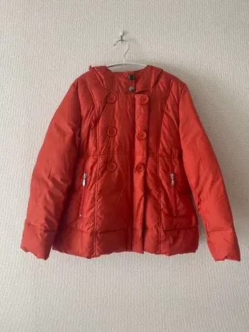 [마리끌레르비스] 새상품 다운 자켓 후드 부착 9호