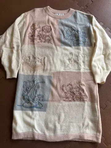 까스텔바작 톰과 제리 니트