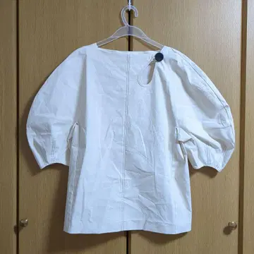 OHGA 버튼 블라우스