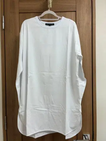 [새상품] 23구 긴팔 티셔츠