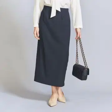 뷰티 앤 유스 타이트 스커트 네이비