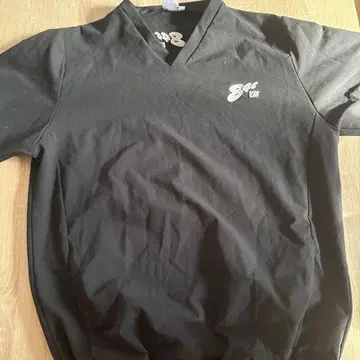 846 YAJIRO 블랙 V넥 롱T