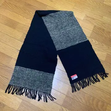 이오그래픽의 홈스펀 머플러