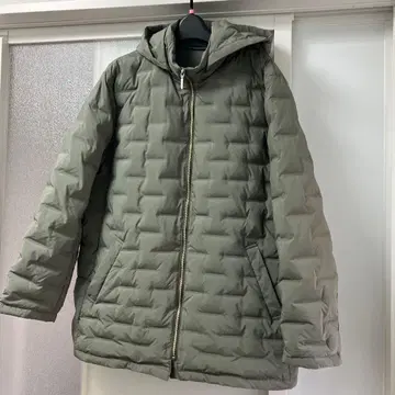 새상품급 크로커다일 올리브 그린 퀼팅 다운 자켓