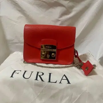 FURLA 메트로폴리스 숄더백