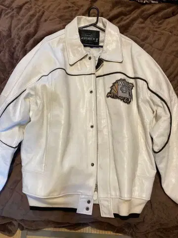 AVIREX 화이트 가죽 자켓 3XL