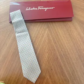 Salvatore Ferragamo(살바토레 페라가모) 넥타이 새상품