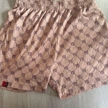 Y8 베이지 숏팬츠