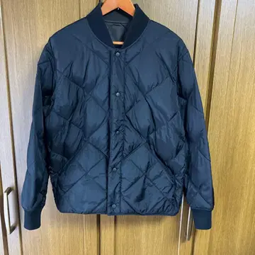 유니클로U 남성용 리버서블 패딩 자켓 L 사이즈