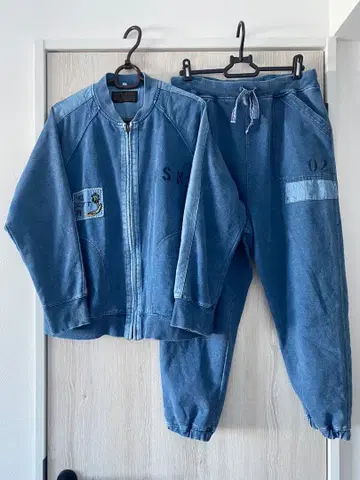 CUBESUGAR 라이트 블루 셋업 자켓 팬츠