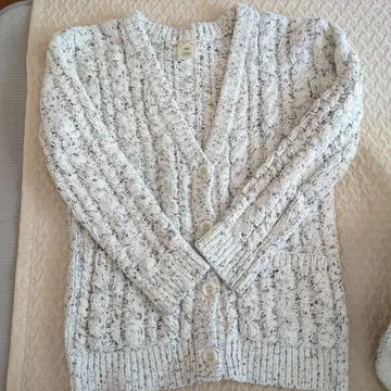 젤라또피케 케이블 디자인 가디건